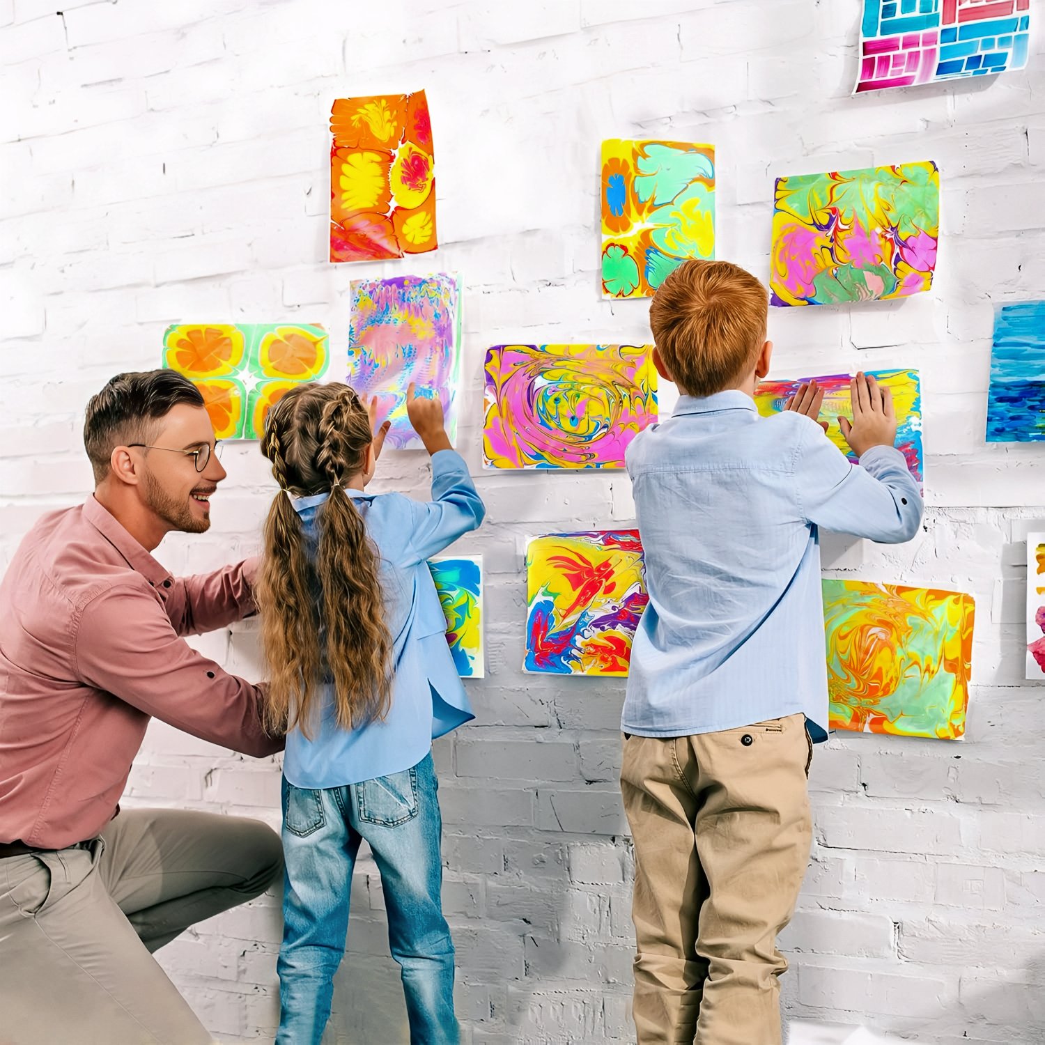 Magic on Water Marbling Kit: Unleash creativity with swirling colors on water canvas.